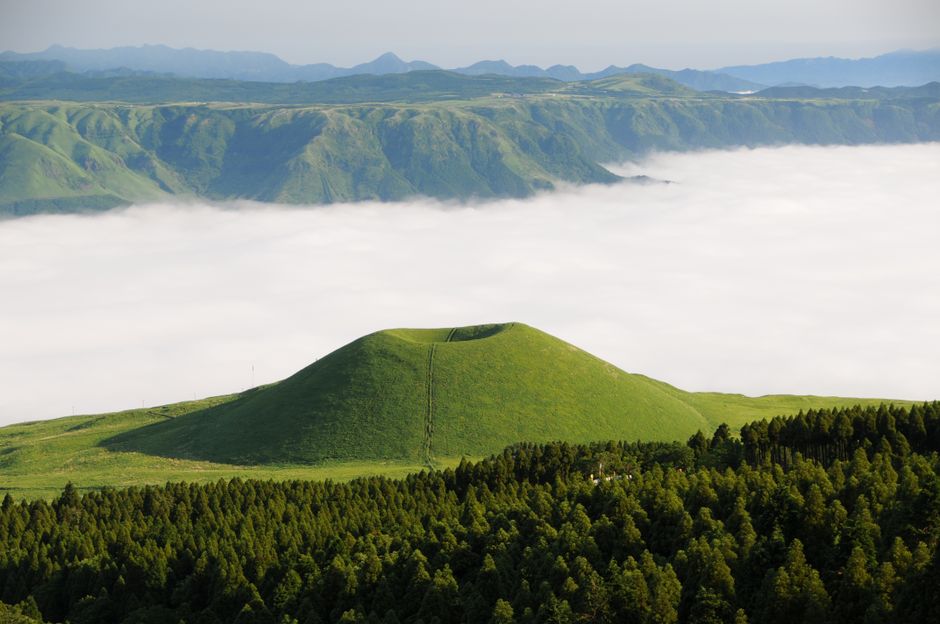 Mount Aso Caldera Walk & Active Volcano Experience