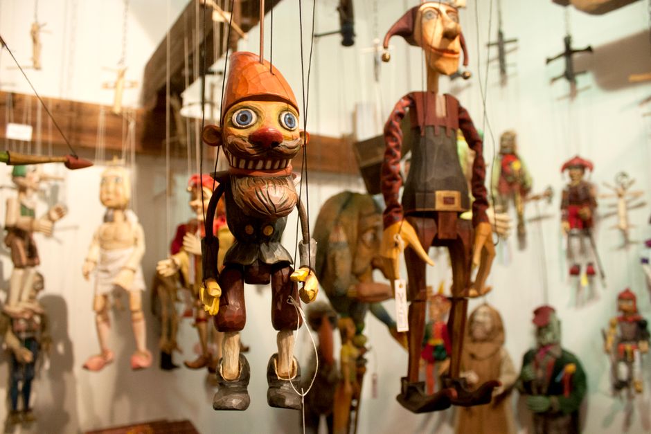 Awa Jurobe Yashiki Ningyo Joruri Puppet Theatre