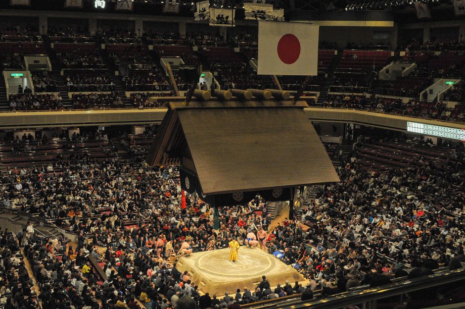 Ryōgoku Kokugikan Sumo Tournament (Hatsu Basho)