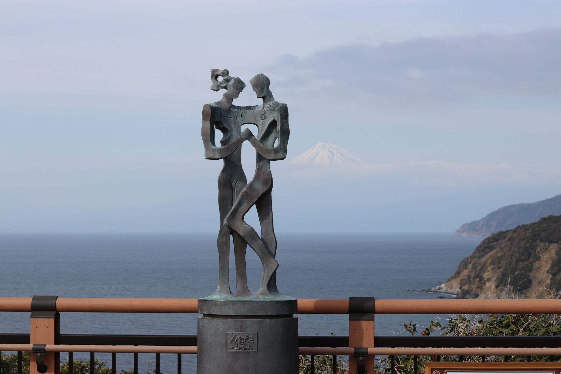 Elopement & Vow Renewal in Japan: A Complete Guide